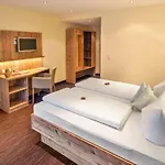 Walkenstein 3*